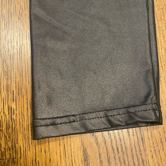 Wild Fable Women’s Liquid Leggings - Picture 3 of 3